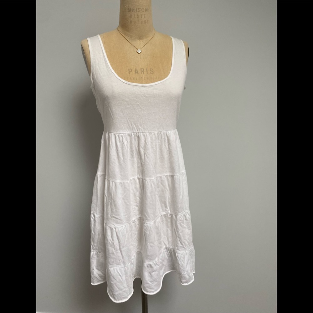 Lord & Taylor women dress size M